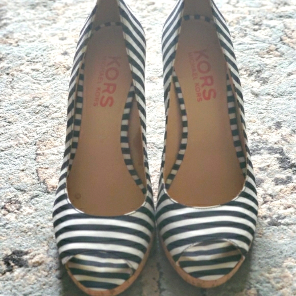 MICHAEL KORS Women's Black and White Striped Peep-Toe Wedges